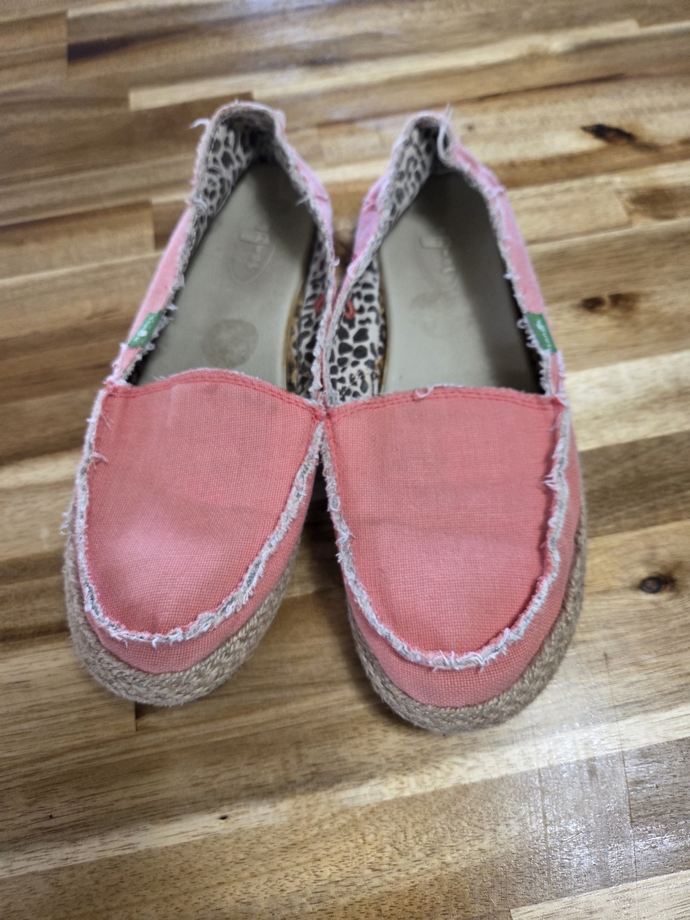 Sanuk Coral Canvas Fiona Flats Slip-On with Leopard Lining Size 8